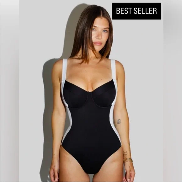 TA3 Lifty Contour Black And White One Piece Reg/Long Shapewear Swimsuit XS D/DD - Picture 1 of 14